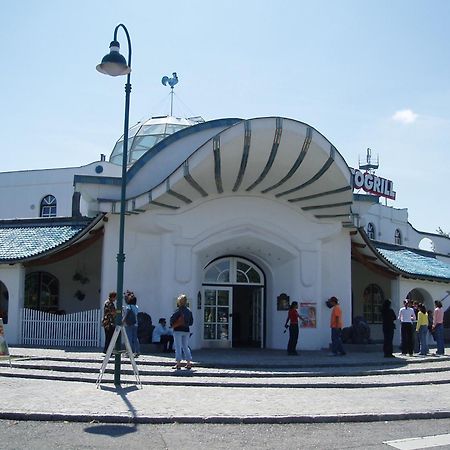 Seminarhotel Göttlesbrunn Exterior foto
