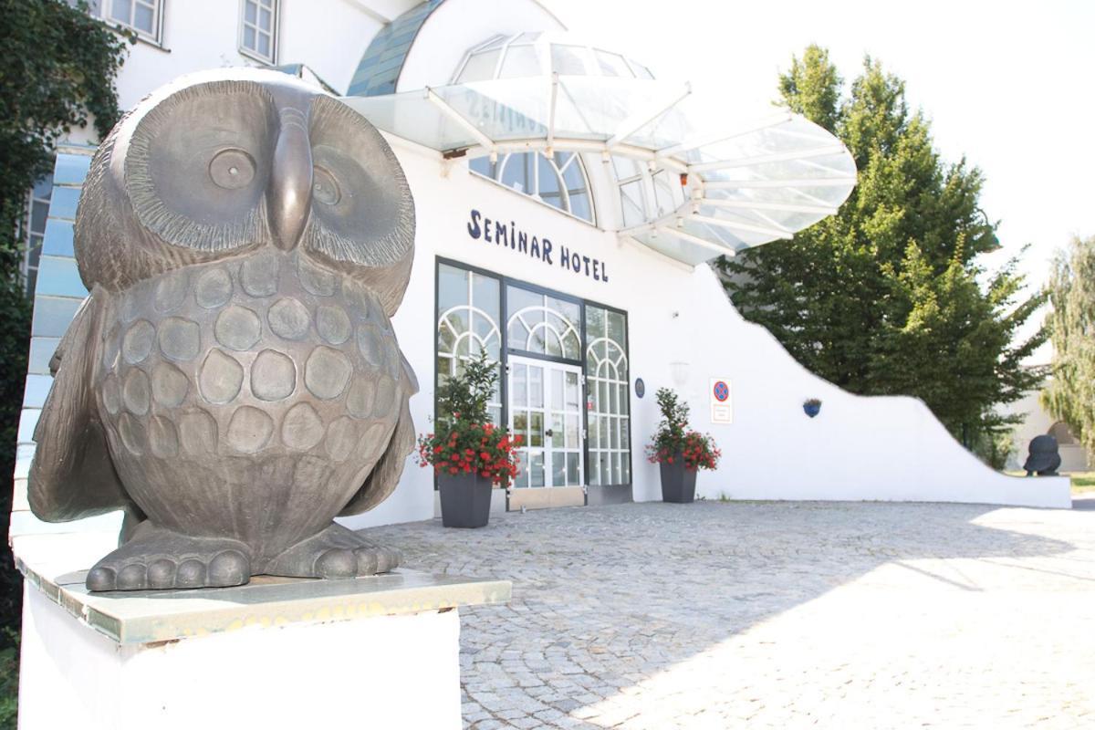 Seminarhotel Göttlesbrunn Exterior foto